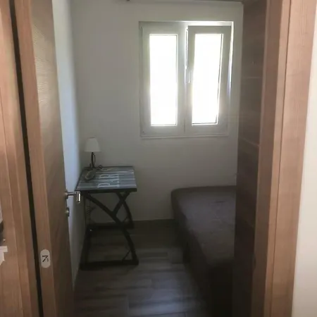 Punta Skala 64 Holiday home Petrcane