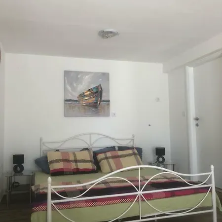 Holiday home Punta Skala 64