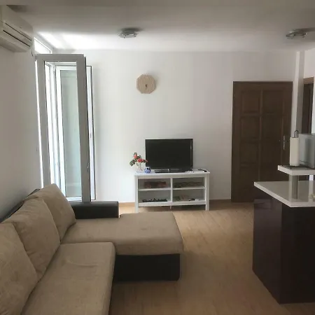 Punta Skala 64 Petrcane